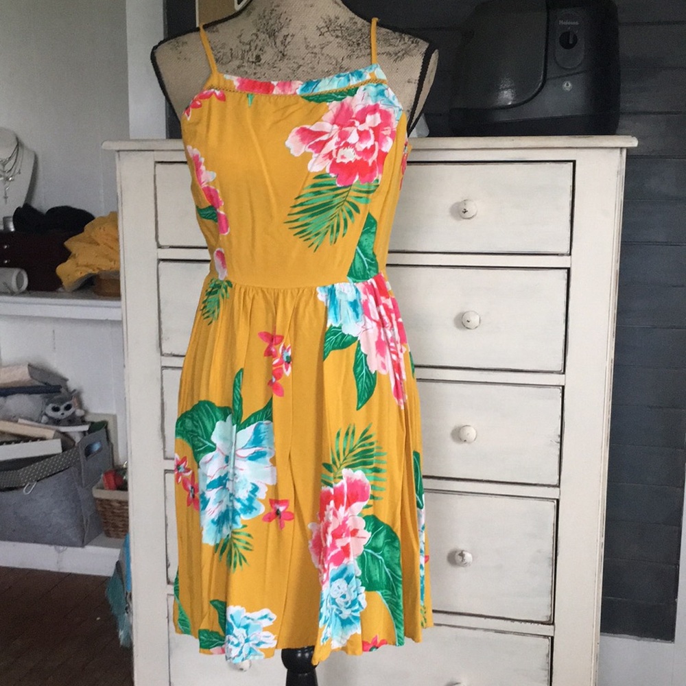 Old navy floral dress